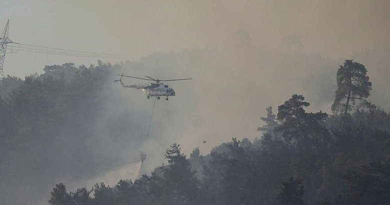 Muğla’da devam eden 4 yangına havadan ve karadan müdahale