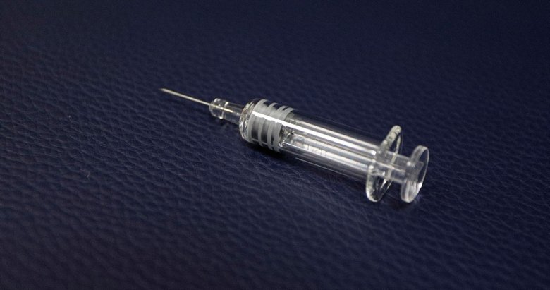 Bilim Kurulu Üyesi Doç. Dr. Kayıpmaz’dan aşı açıklaması