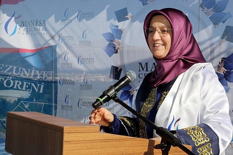 Celal Bayar Üniversitesi’ne tam akreditasyon