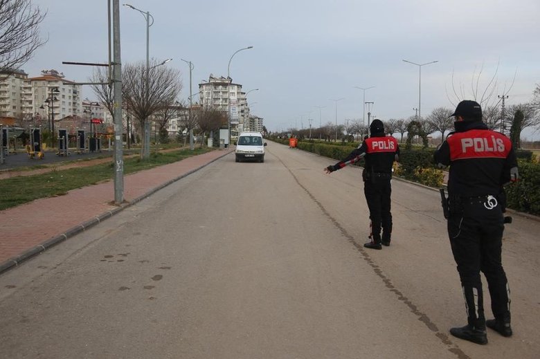 Ülke genelinde 45 bin 894 personelin katılımıyla Huzurlu Sokaklar ve Narkotik Suçları Uygulaması yapıldı