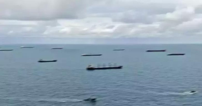 SON DAKİKA: İstanbul Boğazı’nda gemi trafiği açıldı