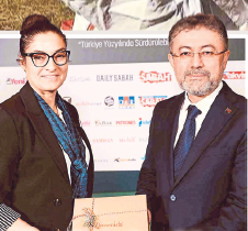 50 kovanla başladı, şimdi dünyaya satıyor