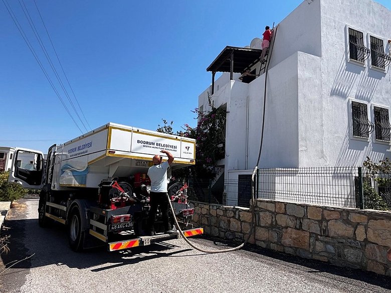 Bodrum’un barajları kurudu, vatandaş mağdur oldu: 20 gündür suyumuz yok