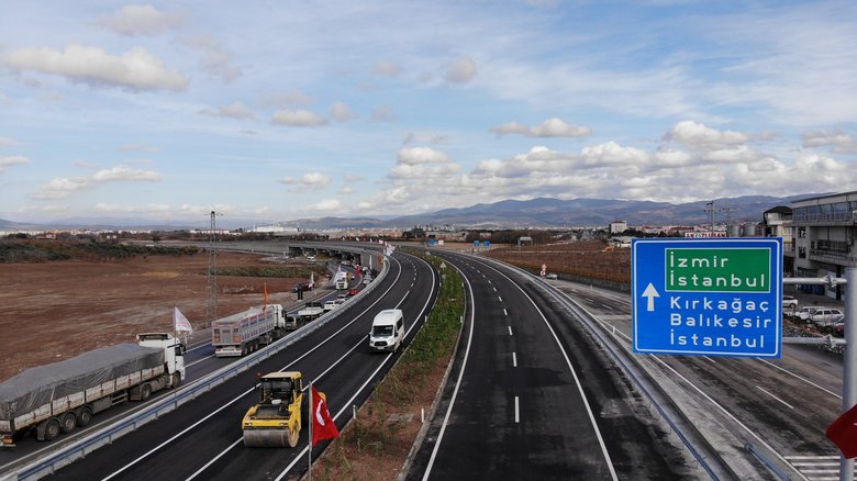 Akhisar çevre yolu Bakan Karaismailoğlu’nun katılımıyla yarın açılıyor