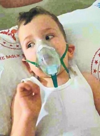 Aydınlı berberler SMA’lı Ayaz için seferber oldu