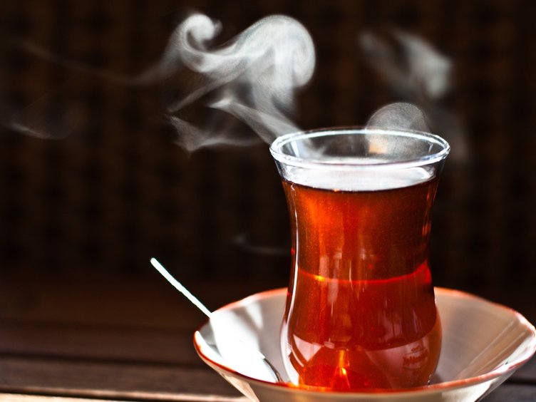 Aşırı kahve ve çay kemik erimesi riskini artırıyor