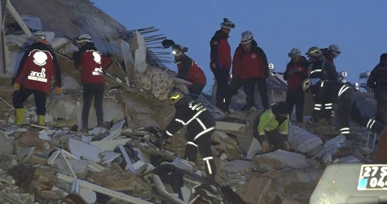 AFAD deprem yardımı bağışı nasıl yapılır? Deprem bağış yardımı...