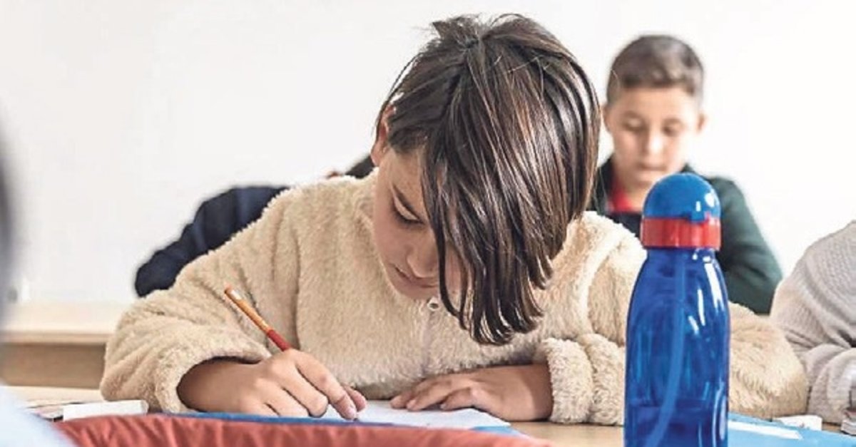 Mart ayında çocuklara 1.8 milyar TL destek