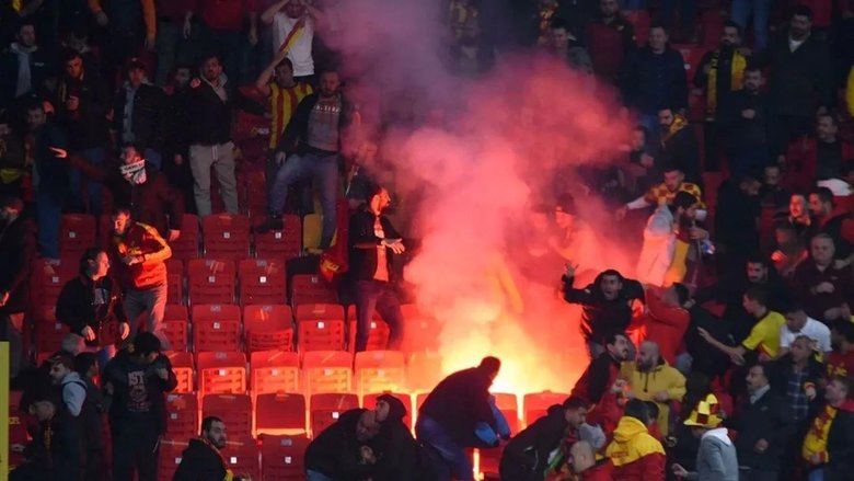 Olaylı İzmir derbisinde yaralanan taraftar dehşet anlarını anlattı