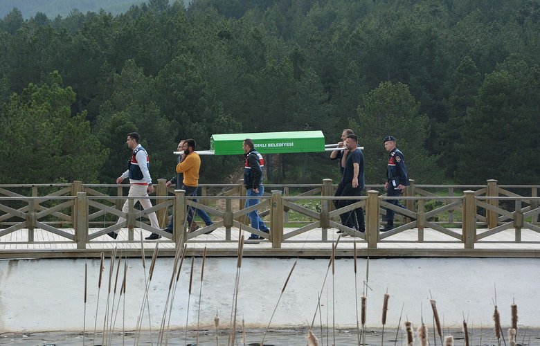 4 kişinin öldüğü gölet faciası öncesi son fotoğraf