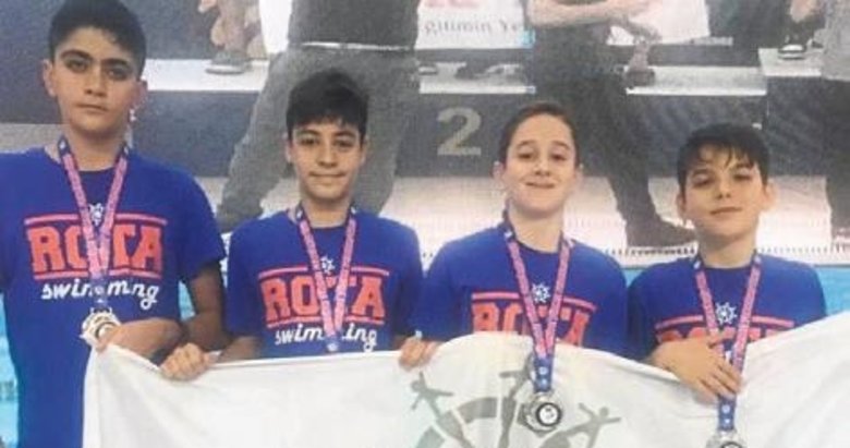 Rota Koleji yüzme takımı 11 yaş Türkiye şampiyonu