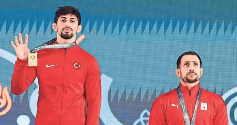 Kerem Kamal’dan anlamlı hareket