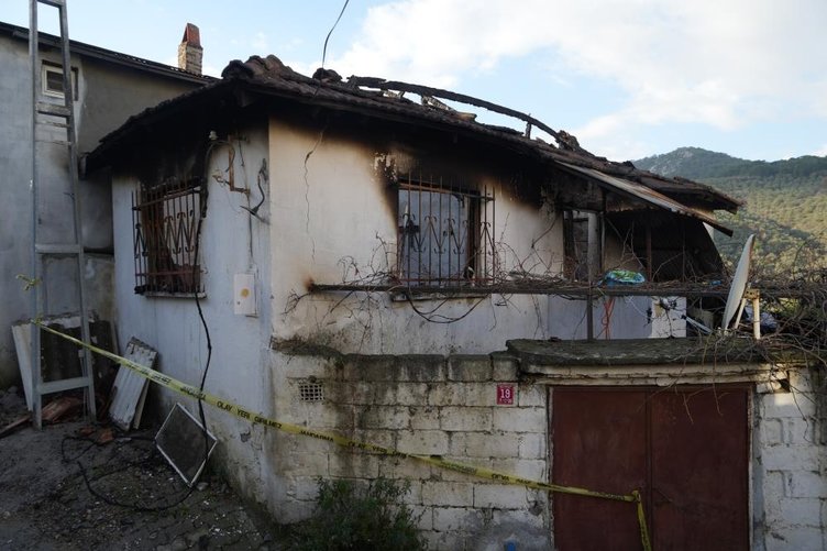 Balıkesir’deki yangında iki minik kardeş sarılarak can verdi