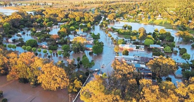 Avustralya’da sel felaketi kentleri sular altında bıraktı