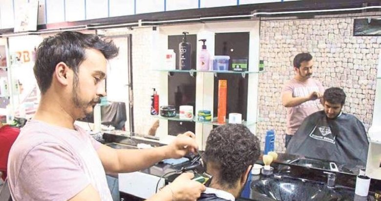 İzmir’de saç tıraşı 300 TL’ye yükseldi