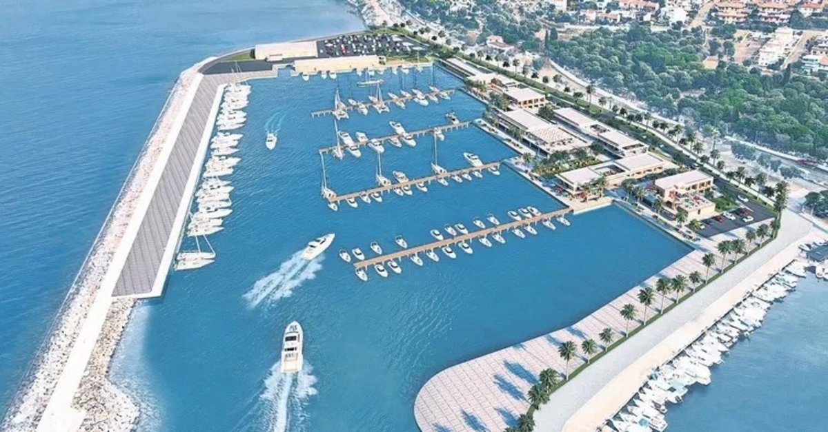 İzmir'e müjde! Yenifoça yat limanı için kritik adım