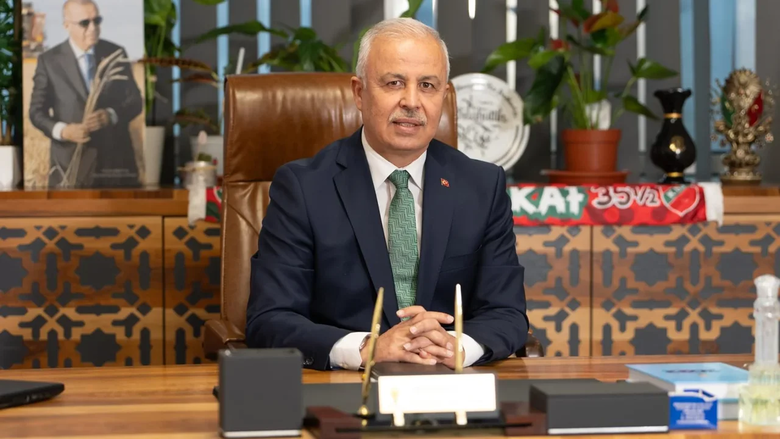 ak-partiden-karsiyaka-belediyesine-yonetim-krizi-tepkisi-kisisel-kavgalarin-bedelini-karsiyakalilar-oduyor-1778194659731.png