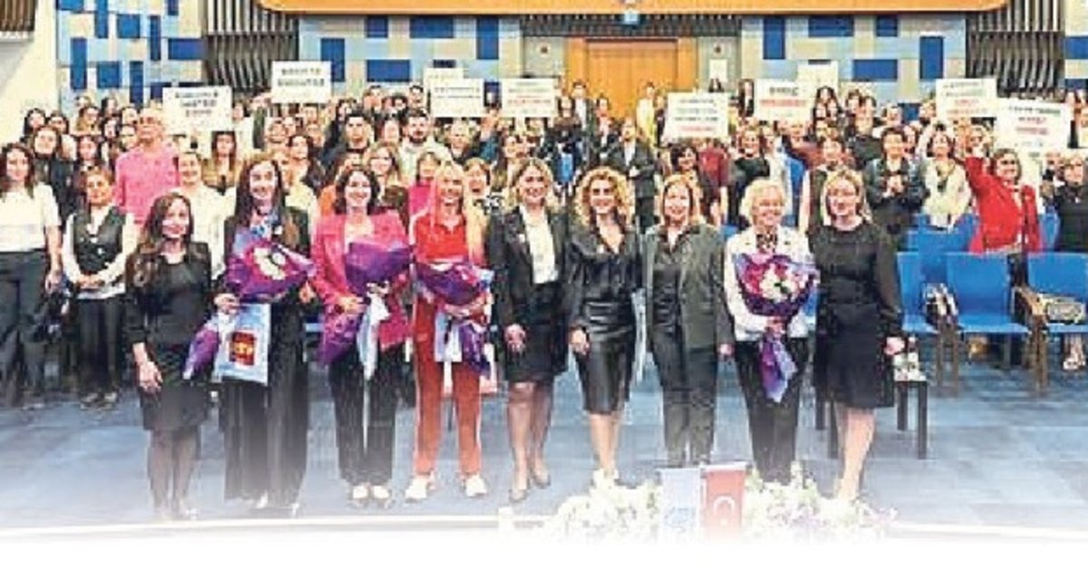 Kadınlar kanserle savaş için buluştu