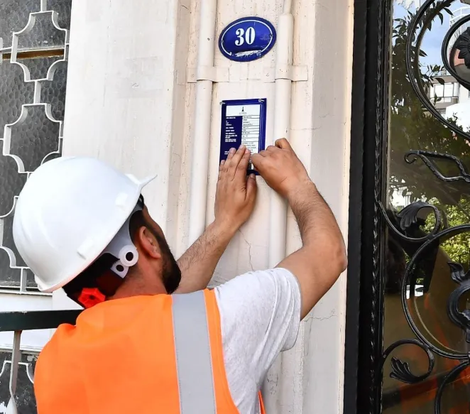 izmirde-deprem-icin-dugmeye-basildi-120-bin-bina-mercek-altinda-yeni-sistem-devreye-giriyor-1793362115987.png