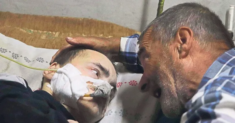 Oğluna 40 yıldır gözü gibi bakıyor