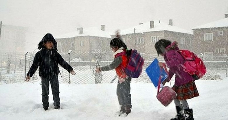 İstanbul’da eğitime kar engeli! Valilik duyurdu