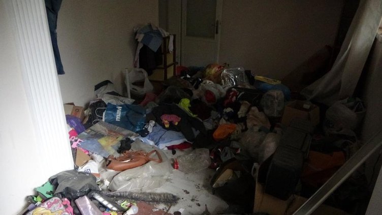 Denizli’de çöp ev vakası! 2 yılda 2 kamyon çöp biriktirmiş