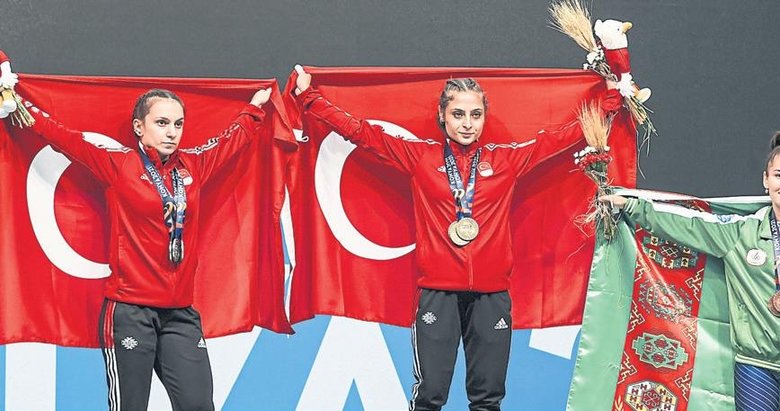 Madalya şov sürüyor