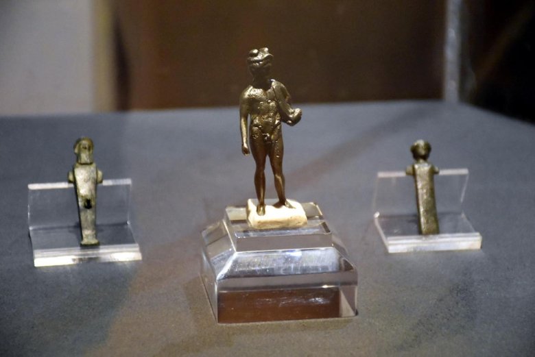 Tam 2 bin yıllık! ’Hermes’ ve ’Herme’ heykelcikleri ilk kez İzmir’de sergide