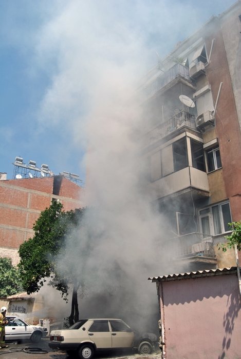 İzmir’de bir ilçeyi hareketlendiren yangın