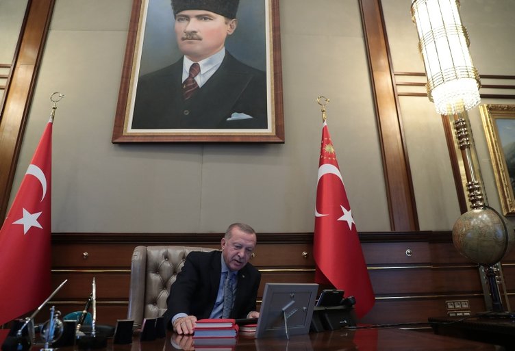 Başkomutan Erdoğan Barış Pınarı Harekatının emrini böyle verdi
