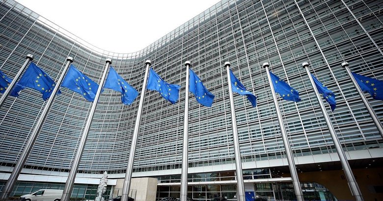 Almanya, Avrupa ülkelerini kendi güvenlikleri konusunda daha fazla sorumluluk almaya çağırdı