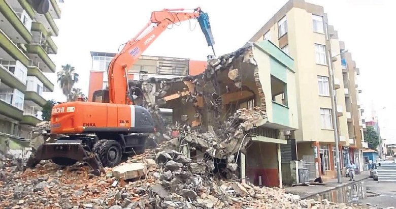 İzmir Valiliği’nden belediyelere yıkım genelgesi