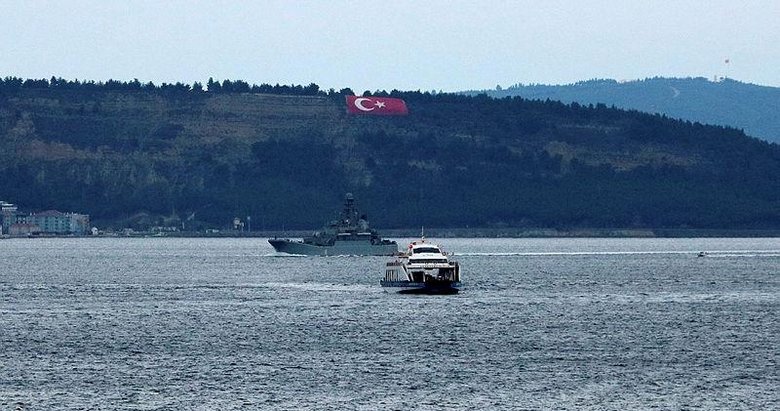 Rus savaş gemisi ’Azov’ Akdeniz’e iniyor
