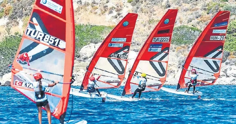 Alaçatı’da Windfest rüzgarı