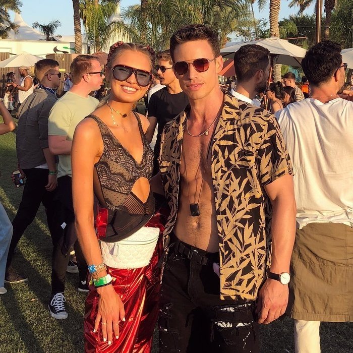 Ünlü model ve sosyal medya fenomeni balkondan düşerek hayatını kaybetti