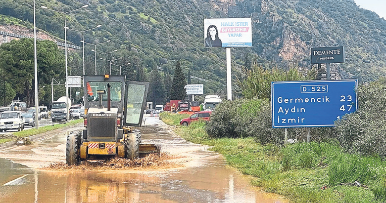 Aydın’da 72 saatlik kabus: Yollar çöktü, araçlar toprağa gömüldü
