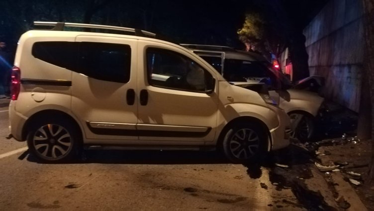 İzmir’de feci kaza! Konak’ta iki araç çarpıştı: 5 ağır yaralı