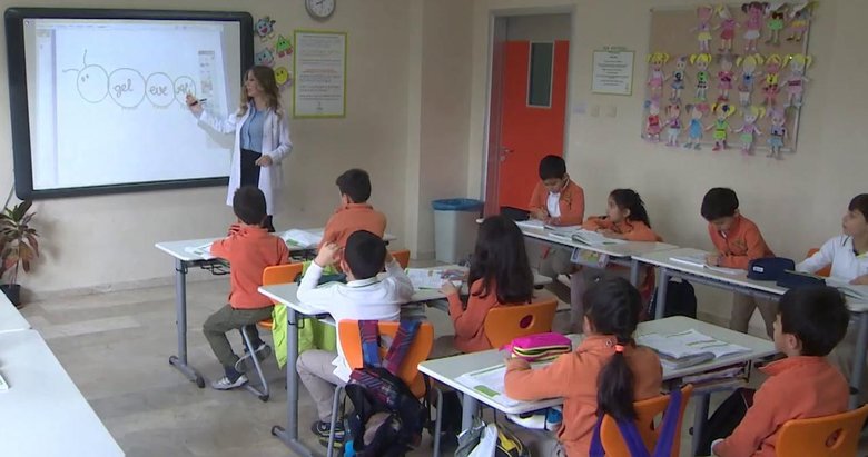 Şehit ve gazi çocukları özel okul hizmetlerinden ücretsiz faydalanacak