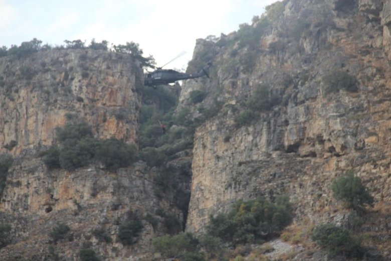 Aydın’da mahsur kalanlar helikopterle kurtarıldı