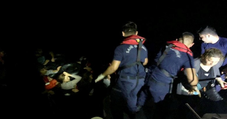 Çeşme’de 47 göçmen yakalandı
