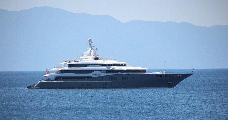 Dünyanın en büyüklerinden! Rus milyarderin yatı Bodrum’da