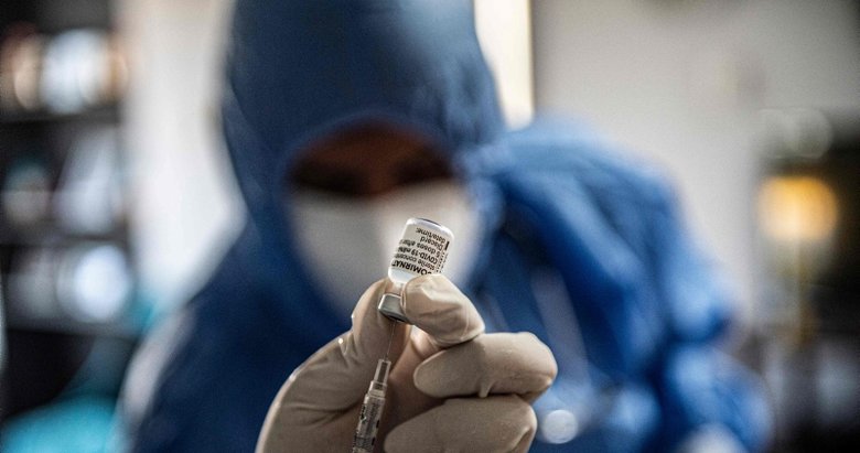 Pfizer-BioNTech aşısıyla ilgili sevindiren gelişme! Mutasyona karşı...