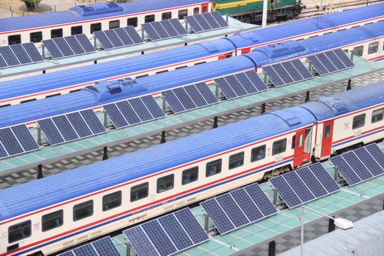 İzmir’de Basmane Garı kendi elektriğini kendisi üretiyor