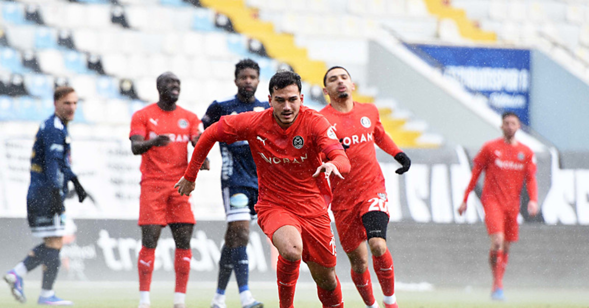 Manisa moral arıyor