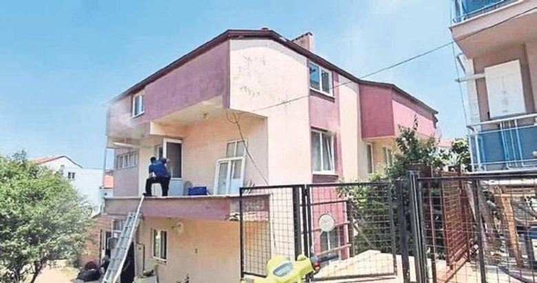 Denizli’de kurban ile uğraşan ailenin evi yandı