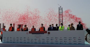 Asırların hayali gerçek oluyor! 1915 Çanakkale Köprüsü'nün 318 metrelik çelik kuleleri tamamlandı