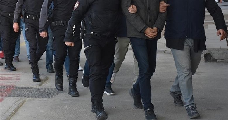 İzmir ve Manisa’da FETÖ operasyonu