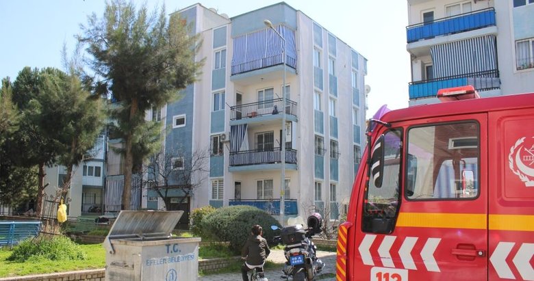 Çatıya çıkan yaşlı kadını ekipler ikna etti