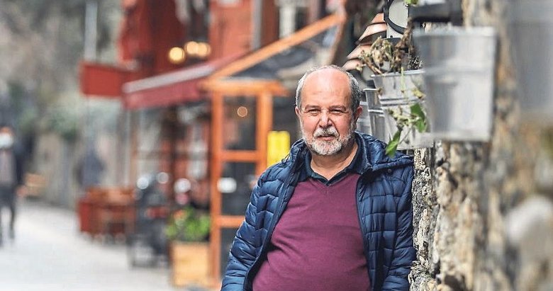 Hem çocuklara hem yetişkinlere masallar