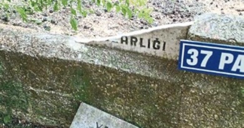 Mezarlık yenilemesi yıkıma dönüştü